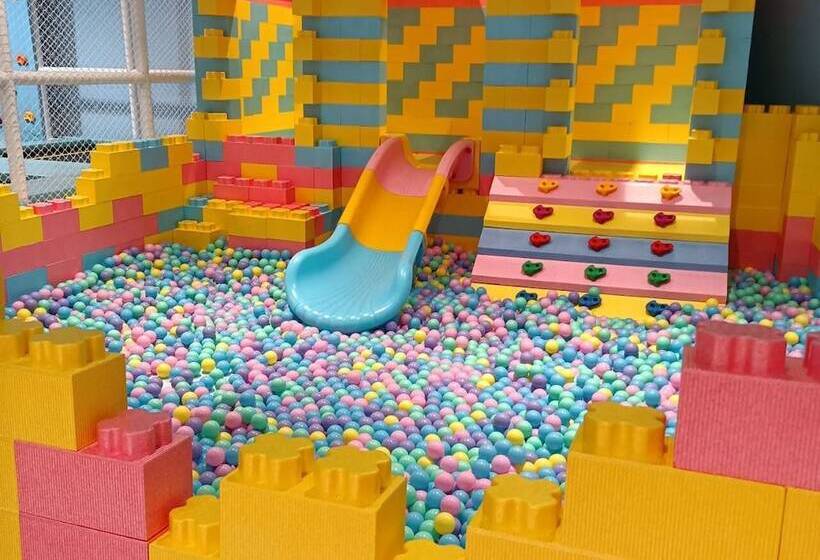 هتل Kenting Long Beach