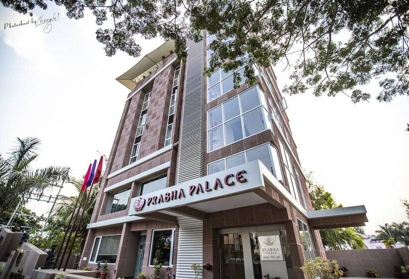 בית מלון כפרי Prabha Palace
