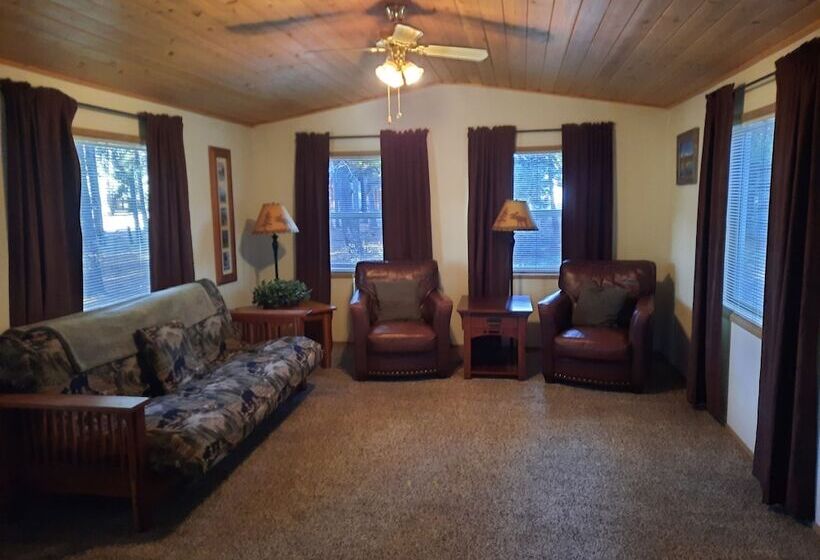 호텔 Willamette Pass Inn