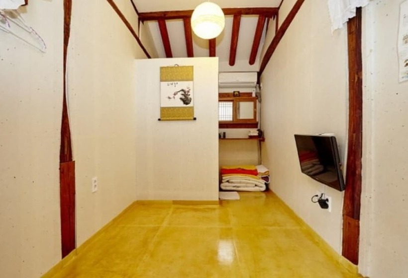 Jeonju Moheon Hanok Pension