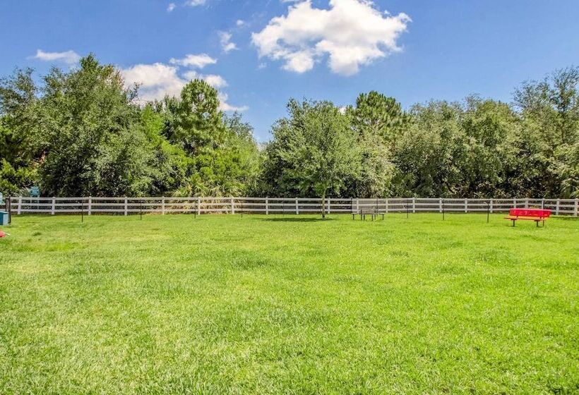 Kasa Wellington South Florida