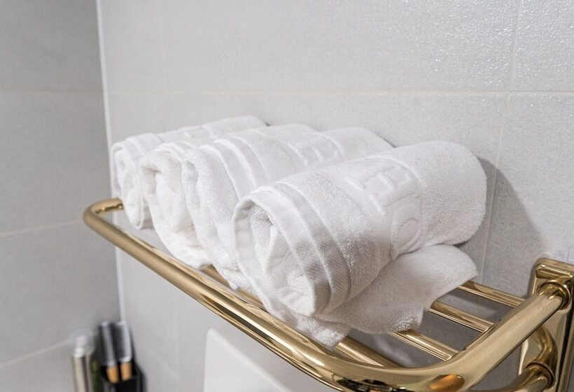 מוטל Indeokwon Sky