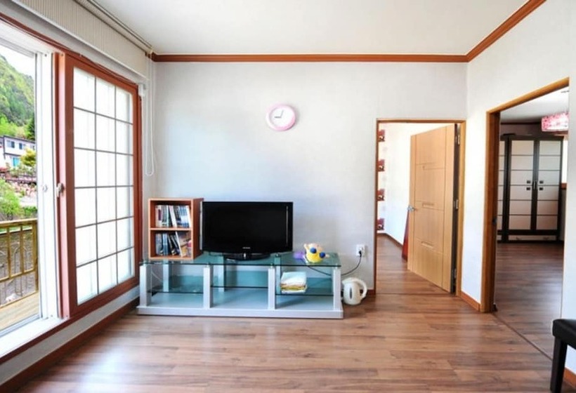 Muju Sannaedl Pension