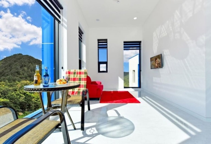 פנסיון Gapyeong Bluel Pool Villa