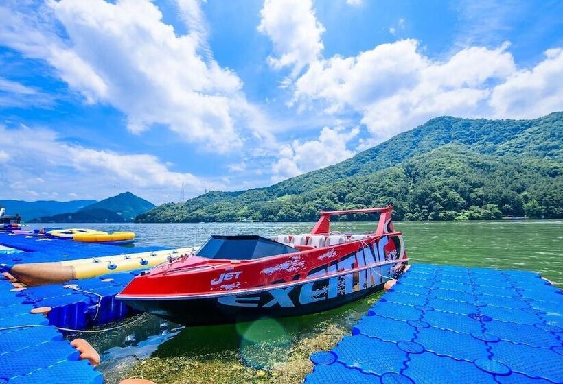 פנסיון Gapyeong Cheongchun Glamping & Caravan