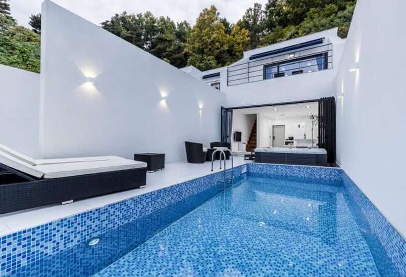 Pensió Hapcheon Rest Pool Villa
