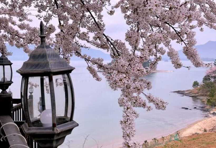 Sacheon Seopo Beach Pension