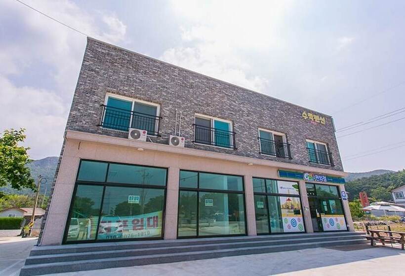 Buan Surak Pension