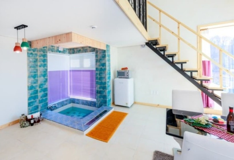 Cheongju Sole Luna Pension