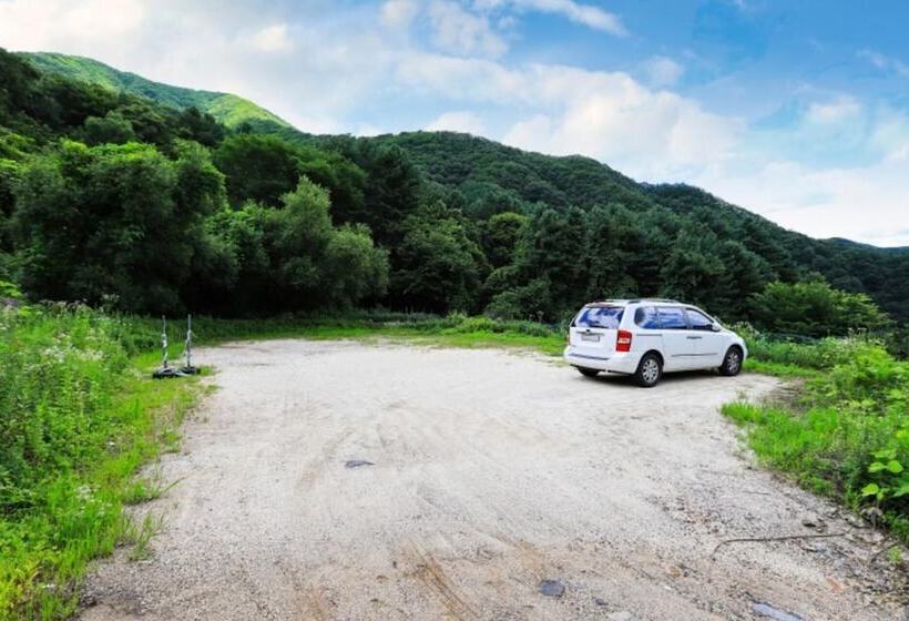 Gapyeong Chueok Mandeulgi Pension