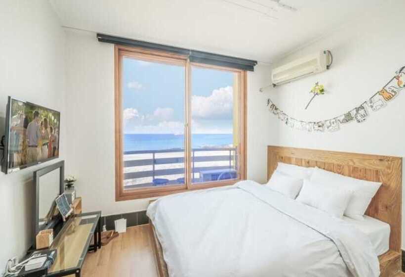 Goseong Oz Pension