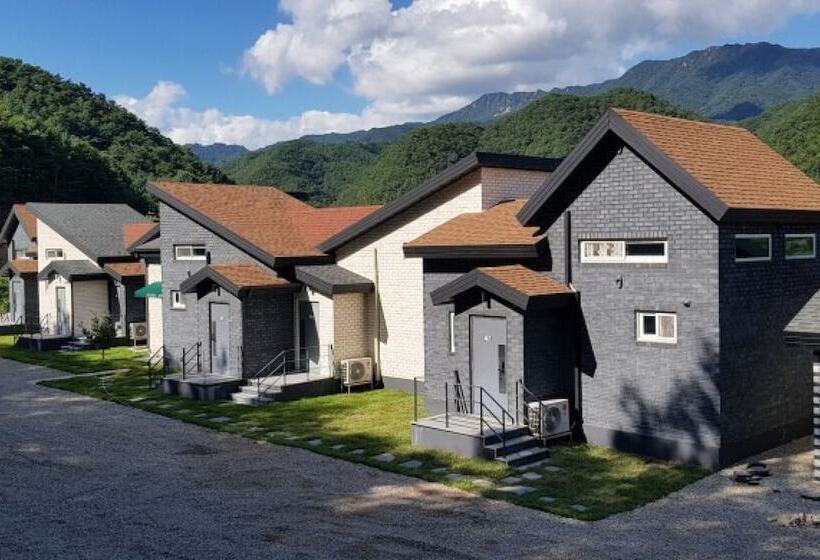 Hwacheon Pension Au