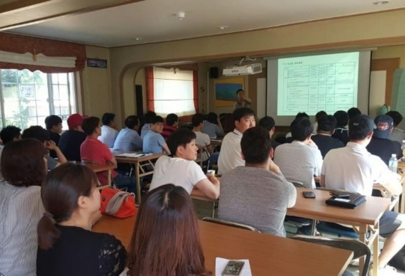 Muju Seolguk Pension