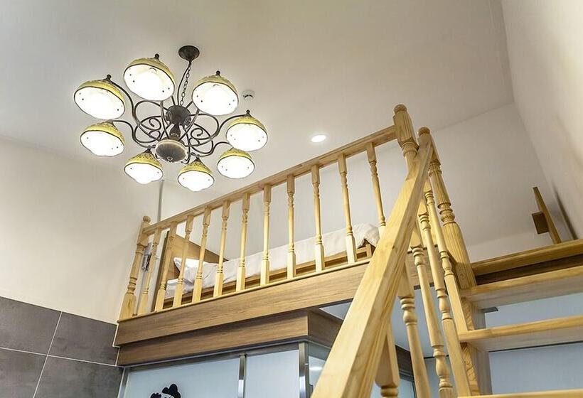 بنسيون Bonghwa Chunyangmok Hostel
