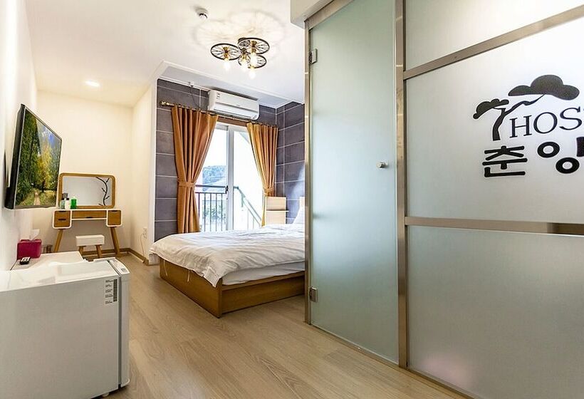 بنسيون Bonghwa Chunyangmok Hostel