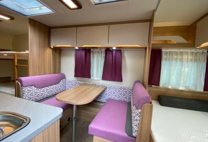 Pensão Gapyeong Captain Caravan And Glamping