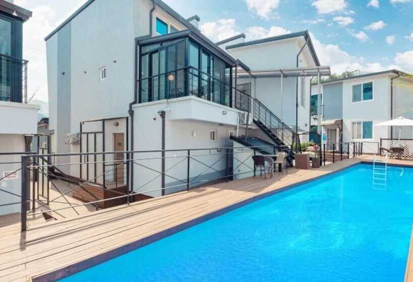 Pensione Gapyeong Dior Pool Villa