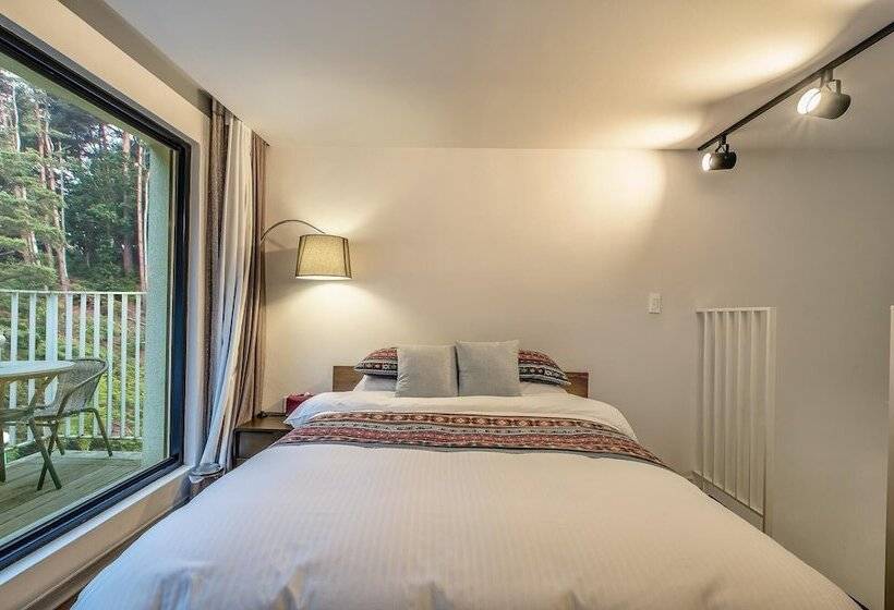 Pensão Gapyeong Dangdangi Pet Poolvilla Blue