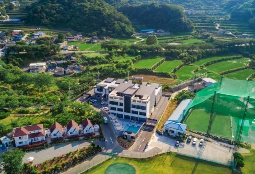 פנסיון Hapcheon Ylang Ylang Pool Villa