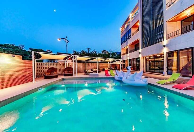 פנסיון Hapcheon Ylang Ylang Pool Villa