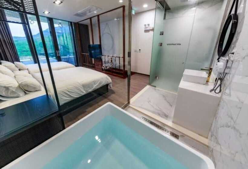 פנסיון Hapcheon Ylang Ylang Pool Villa