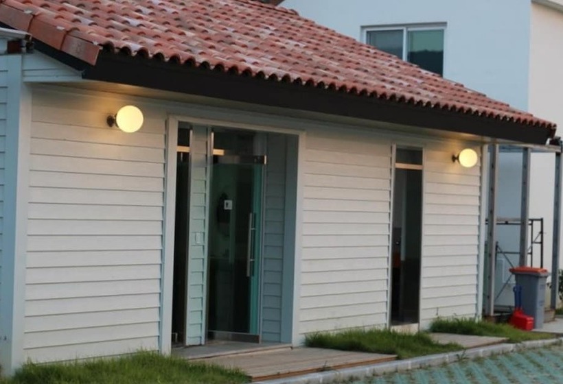 ペンション Muju Ppalgang Chima Resort Glamping