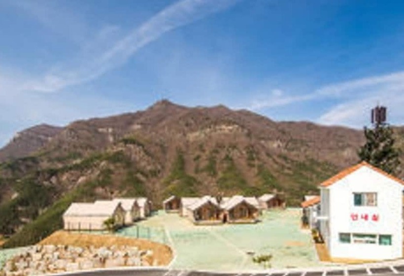 ペンション Muju Ppalgang Chima Resort Glamping