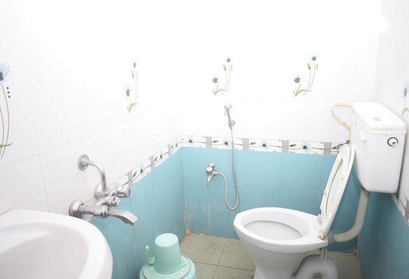 هتل R.m Guest House