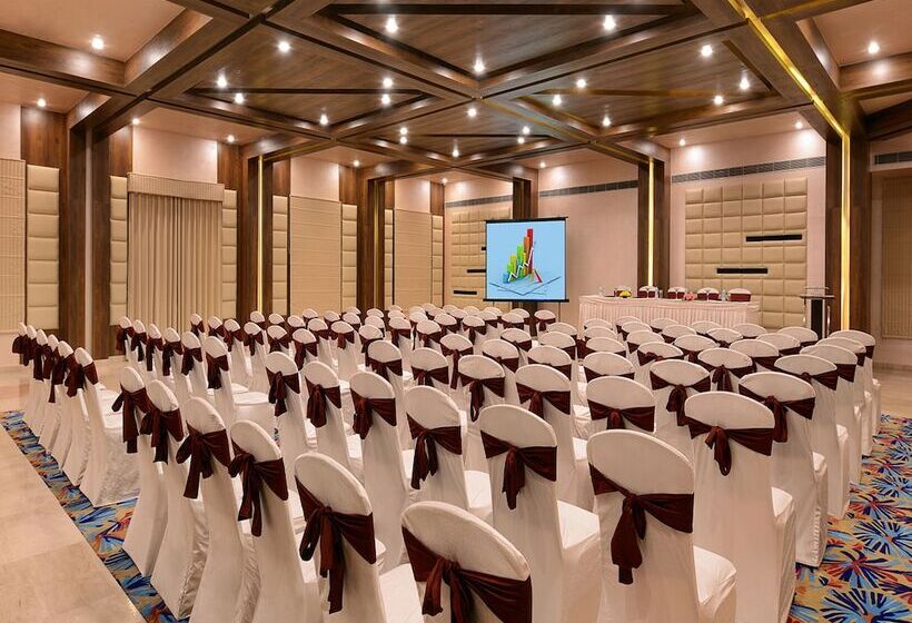 فندق Glenview Resort Kasauli, A Member Of Radisson Individuals