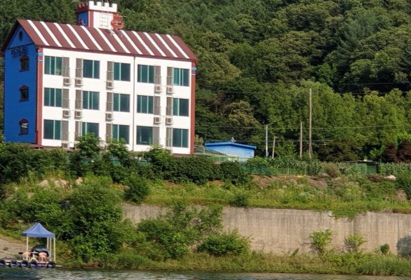 מוטל Cheongpyeong Carib