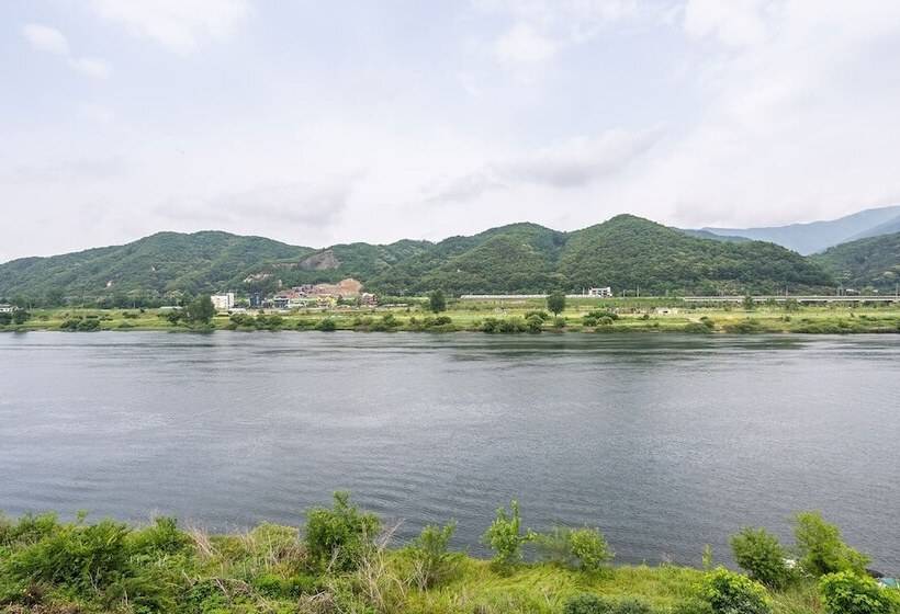 מוטל Cheongpyeong Carib