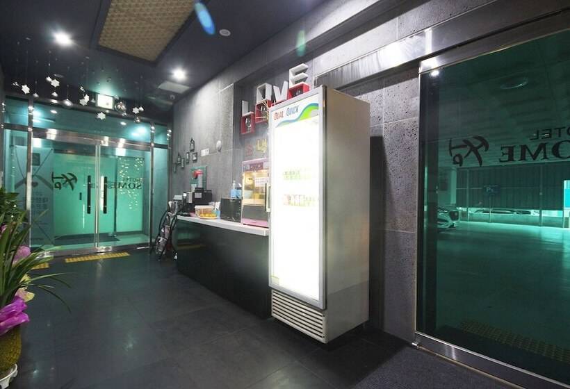 モーテル Gunsan Some