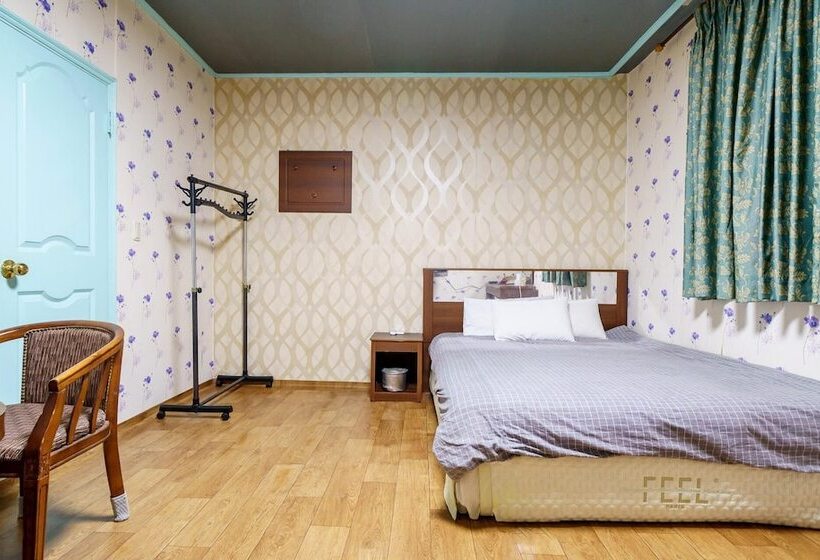 汽车旅馆 Hongcheon Cello