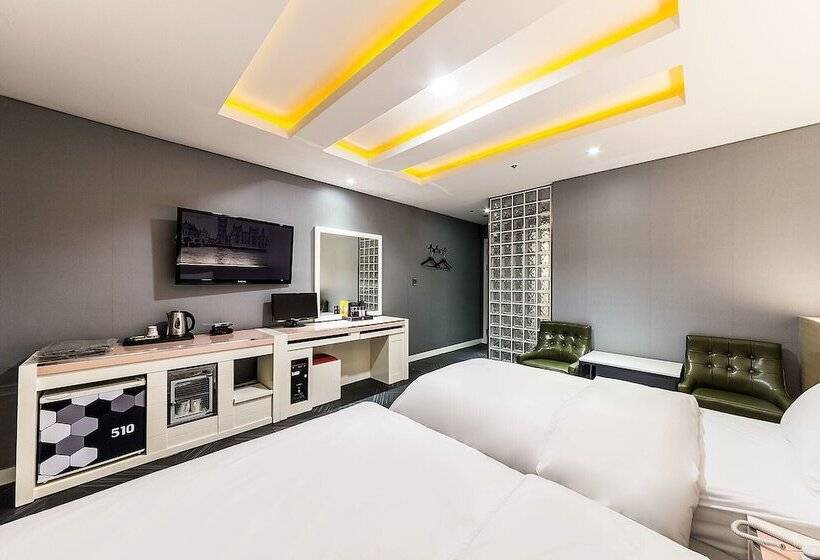 מוטל Indeokwon Cello