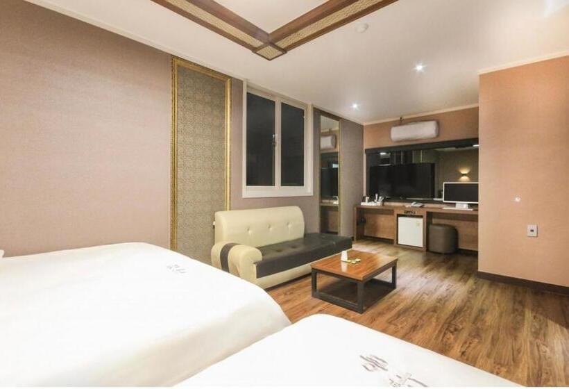 مُتل Jinju Hotel Daom