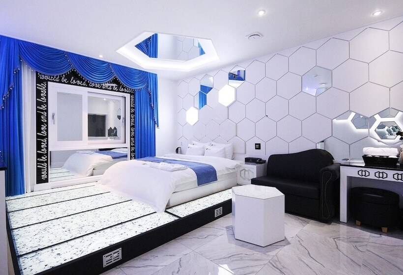 فندق على الطريق Mungyeong Myeongpum Hotel Geonilla