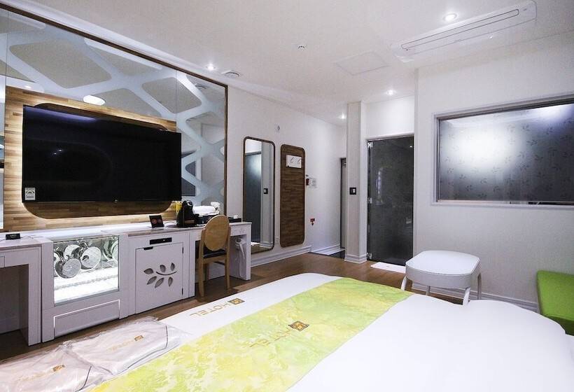 فندق على الطريق Mungyeong Myeongpum Hotel Geonilla
