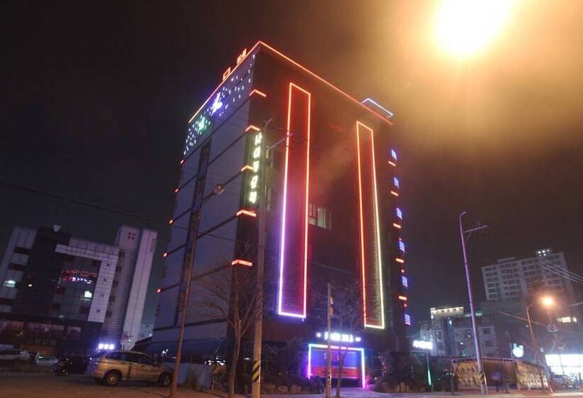 فندق على الطريق Tongyeong Hotel Saizone