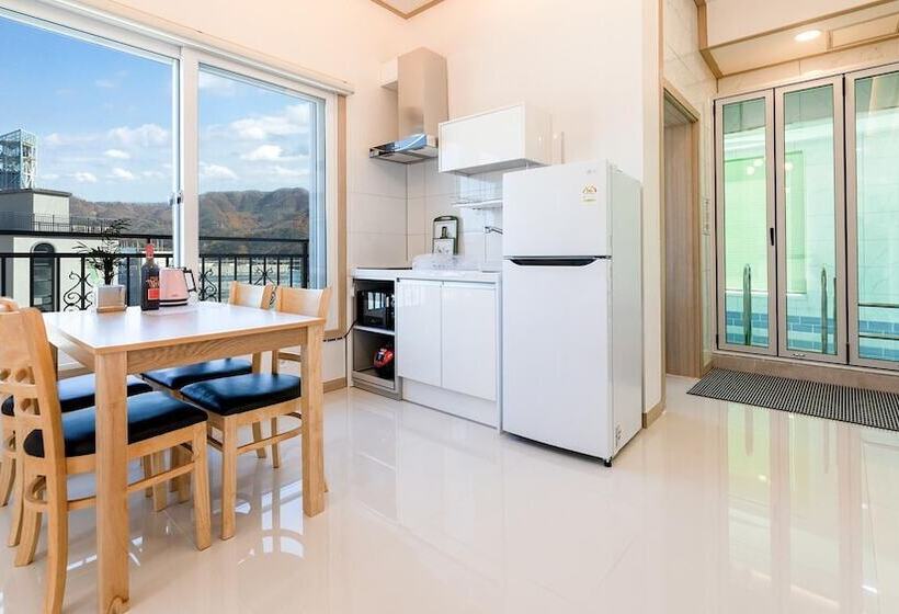 Pensão Gapyeong Grang Narang Pool Villa