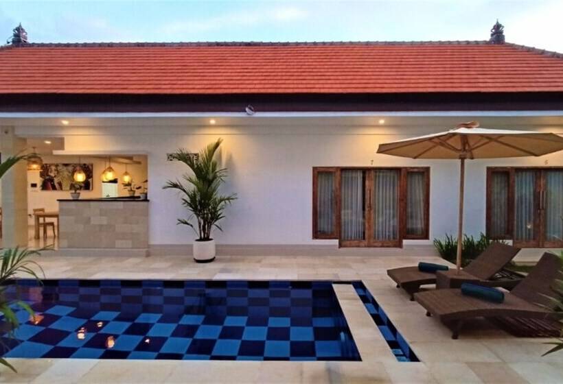膳宿费 The Eight Bali   Seminyak