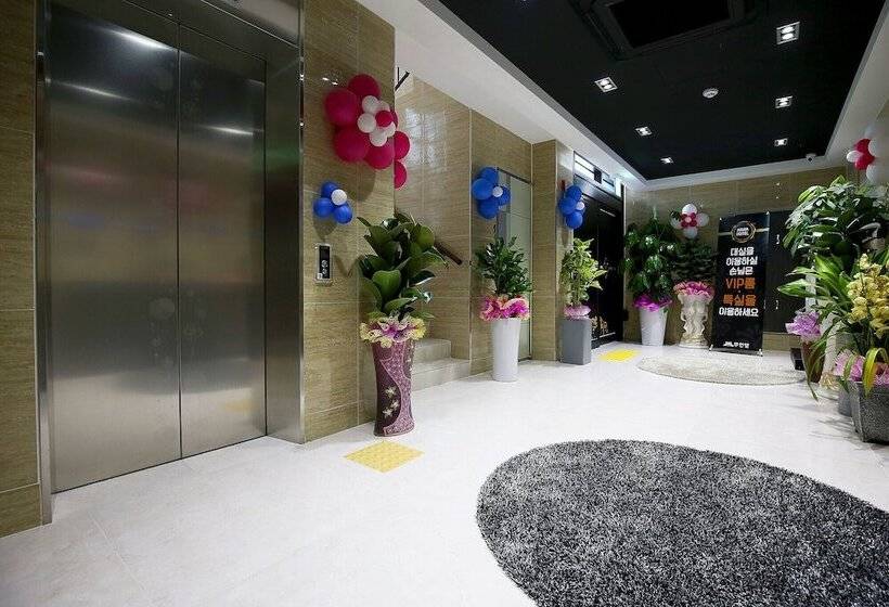 Taean Hana Motel