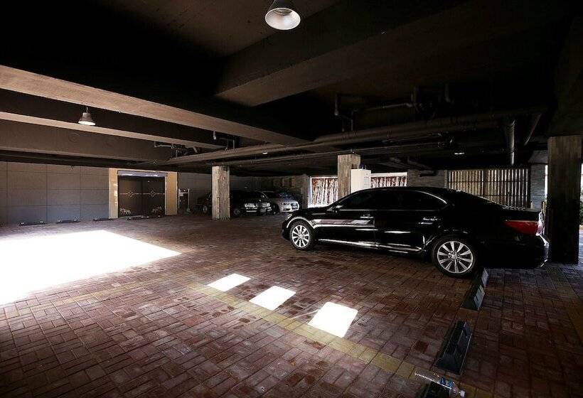 Taean Hana Motel