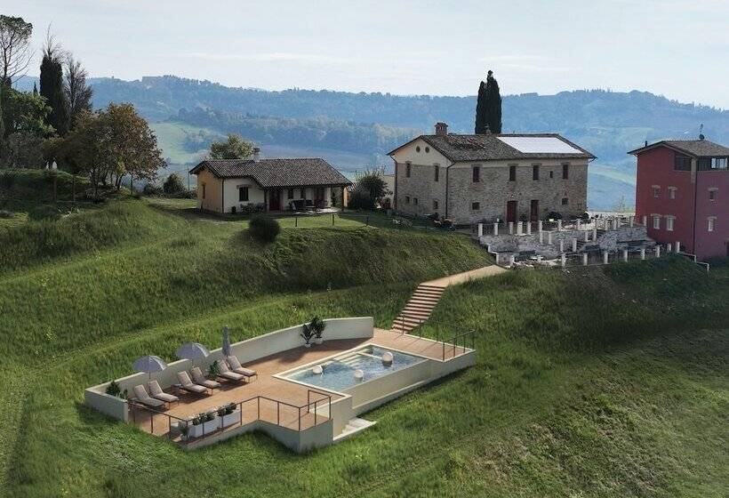 مبيت وإفطار Agriturismo Il Sarale   Umbria