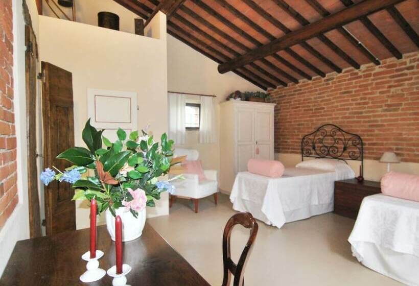 Characteristic Cottage With Private Pool