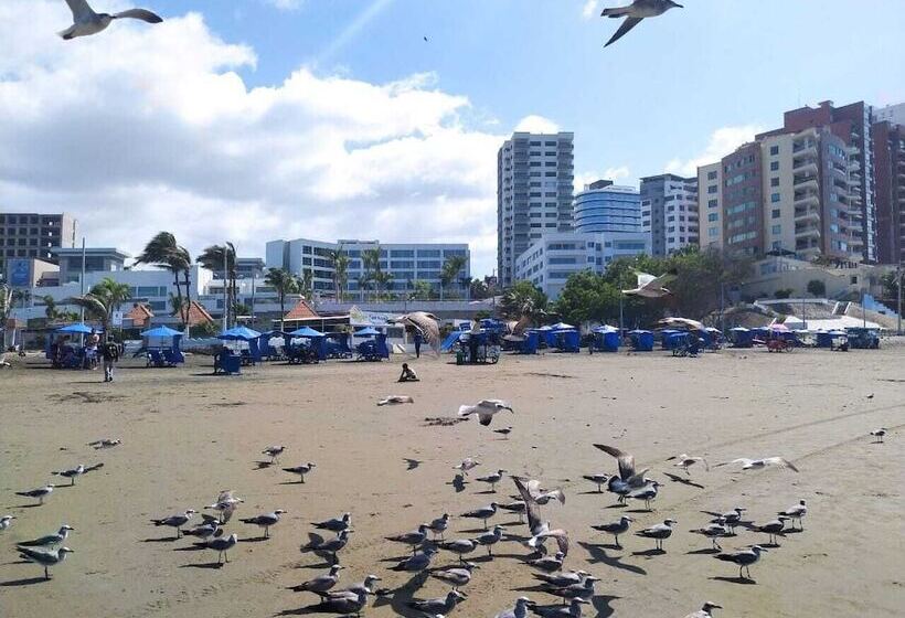 Hostal Venecia  Tu Casa En Manta