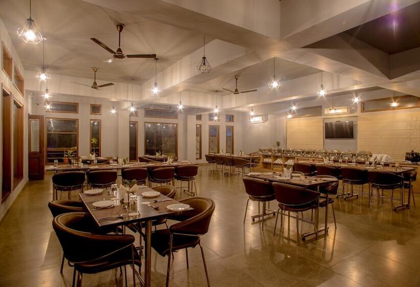 فندق Beyond Stay Vasanava Resort Corbett