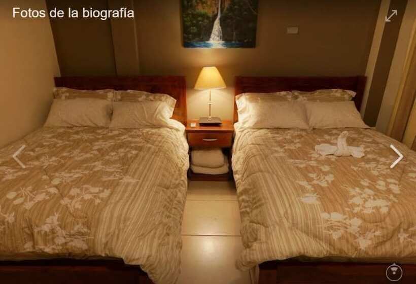 فندق Hostal Doña Consuelo