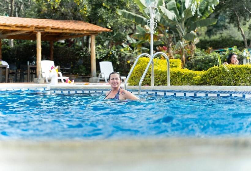 هتل Hostería Paraíso