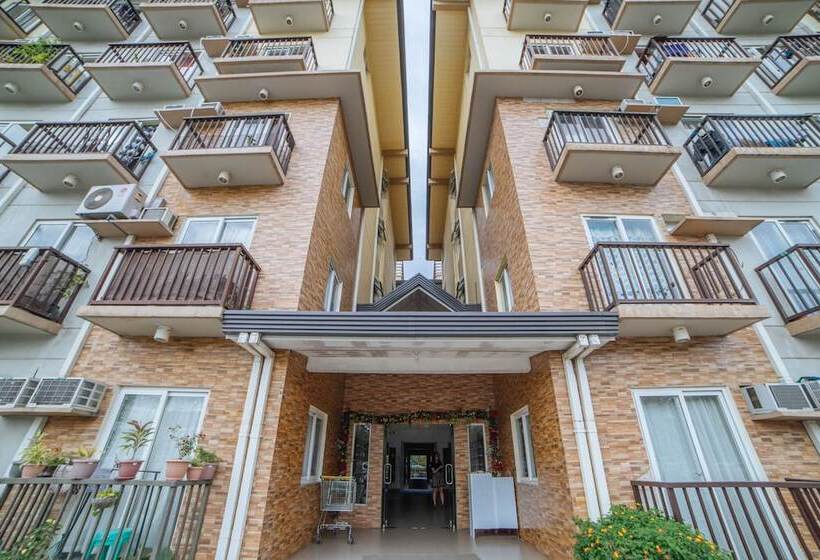 בית מלון כפרי Reddoorz Plus Near Ck Square Cainta