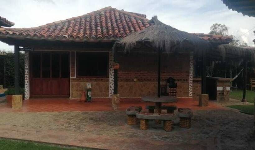 هتل Solar De La Villa Campestre